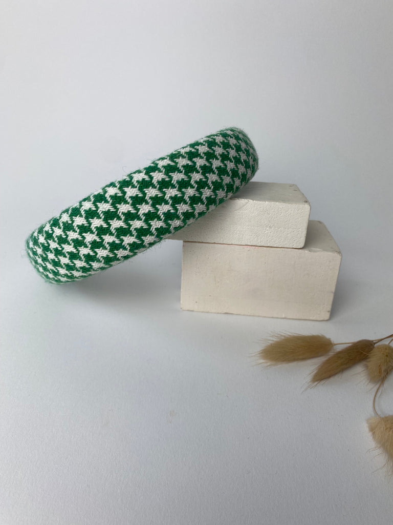 Green houndstooth band