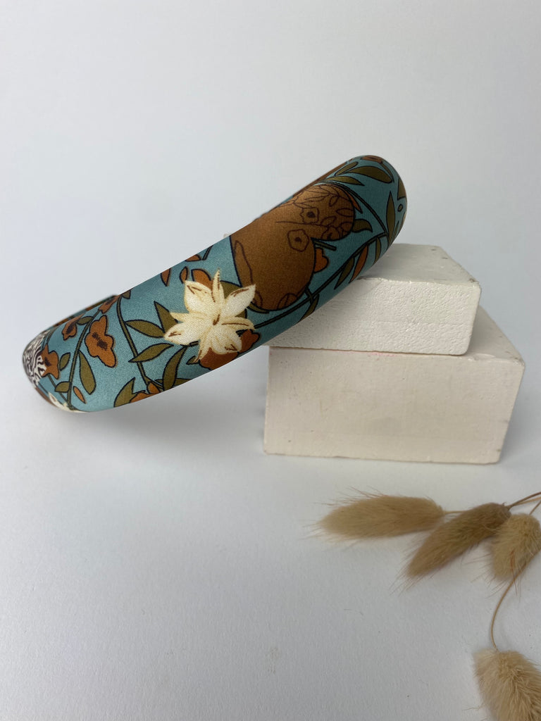 Blue and brown floral band
