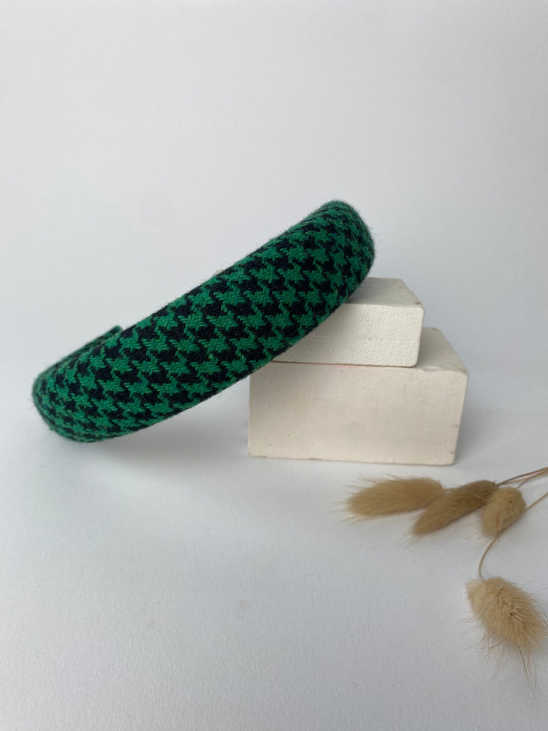 Green and black houndstooth band